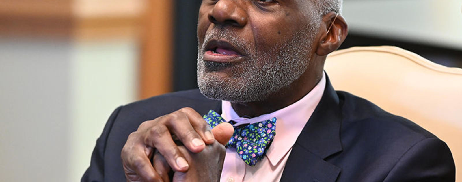 Alan Page: MNF in San Francisco, Tuesday law class at the U of M